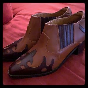 Twiggy ankle Cowboy boots